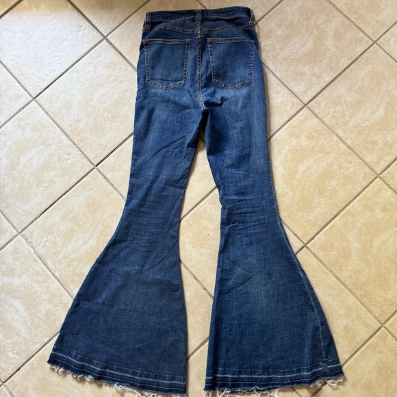 Free People Irreplaceable Flare Denim Jeans We The Free - Picture 6 of 6